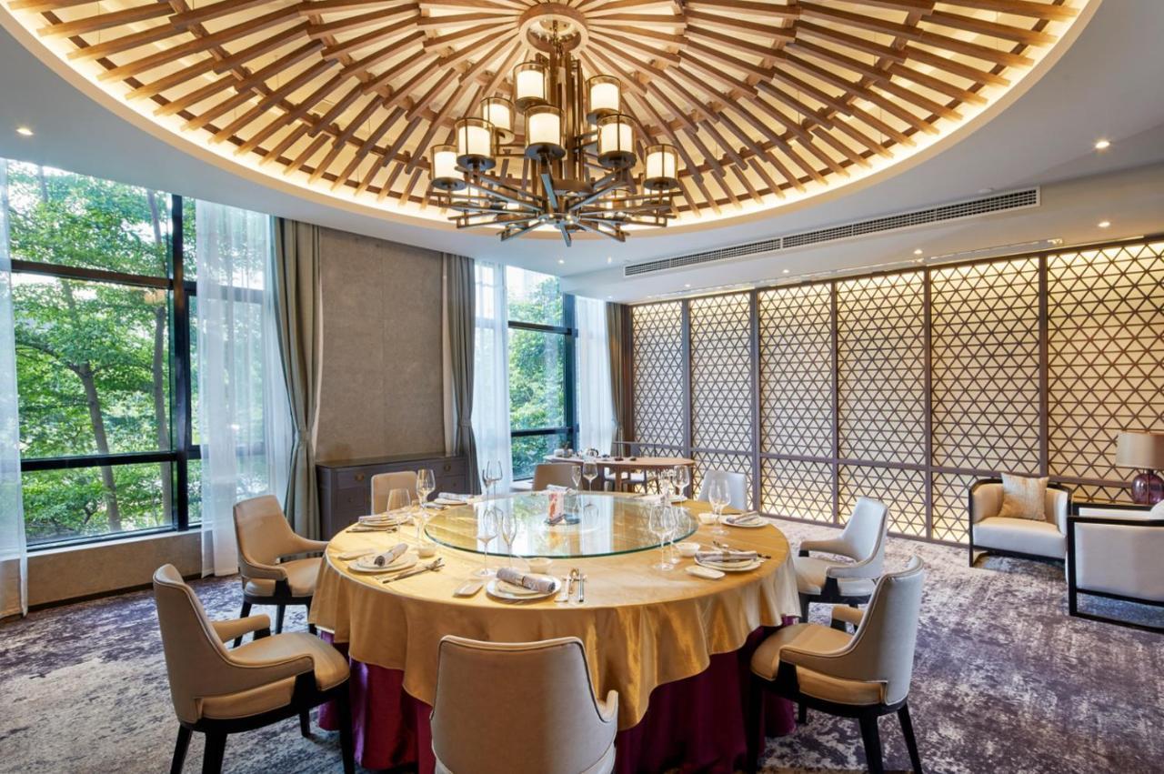 Guangzhou Changfeng Gloria Plaza Hotel Екстериор снимка