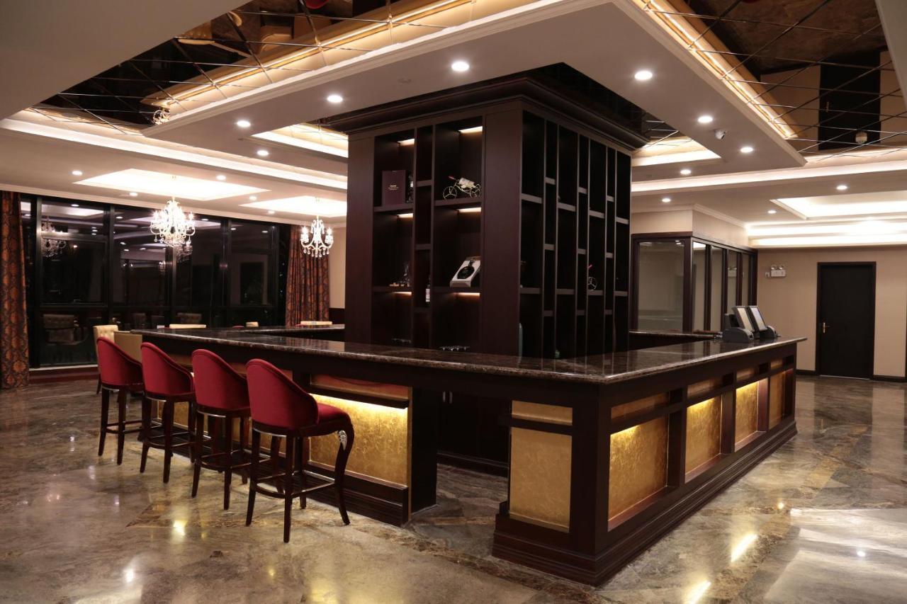 Guangzhou Changfeng Gloria Plaza Hotel Екстериор снимка