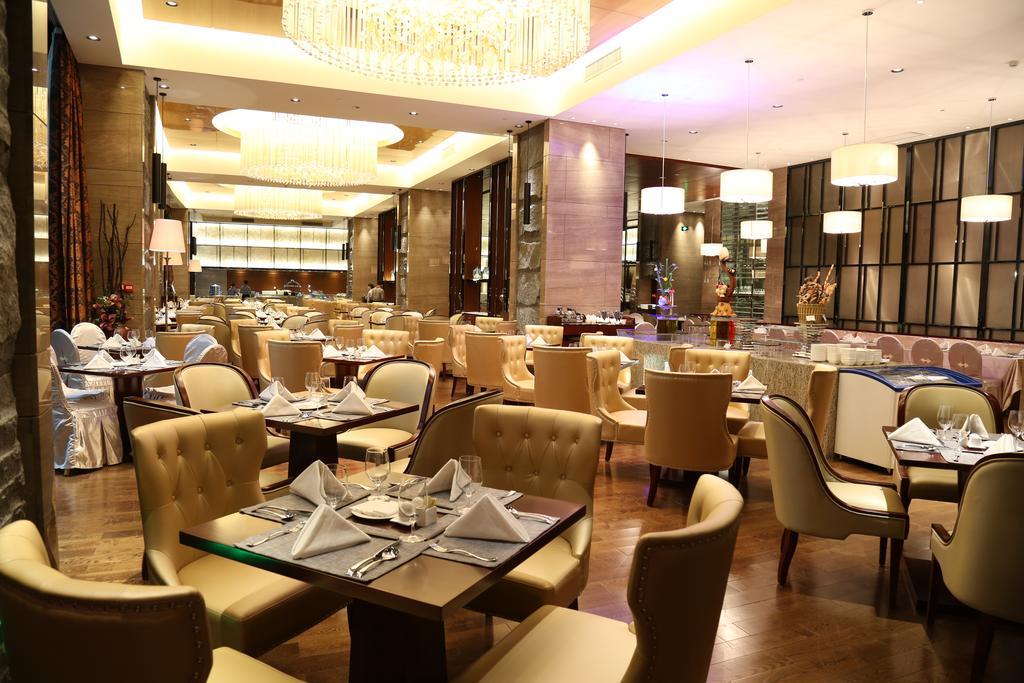 Guangzhou Changfeng Gloria Plaza Hotel Екстериор снимка
