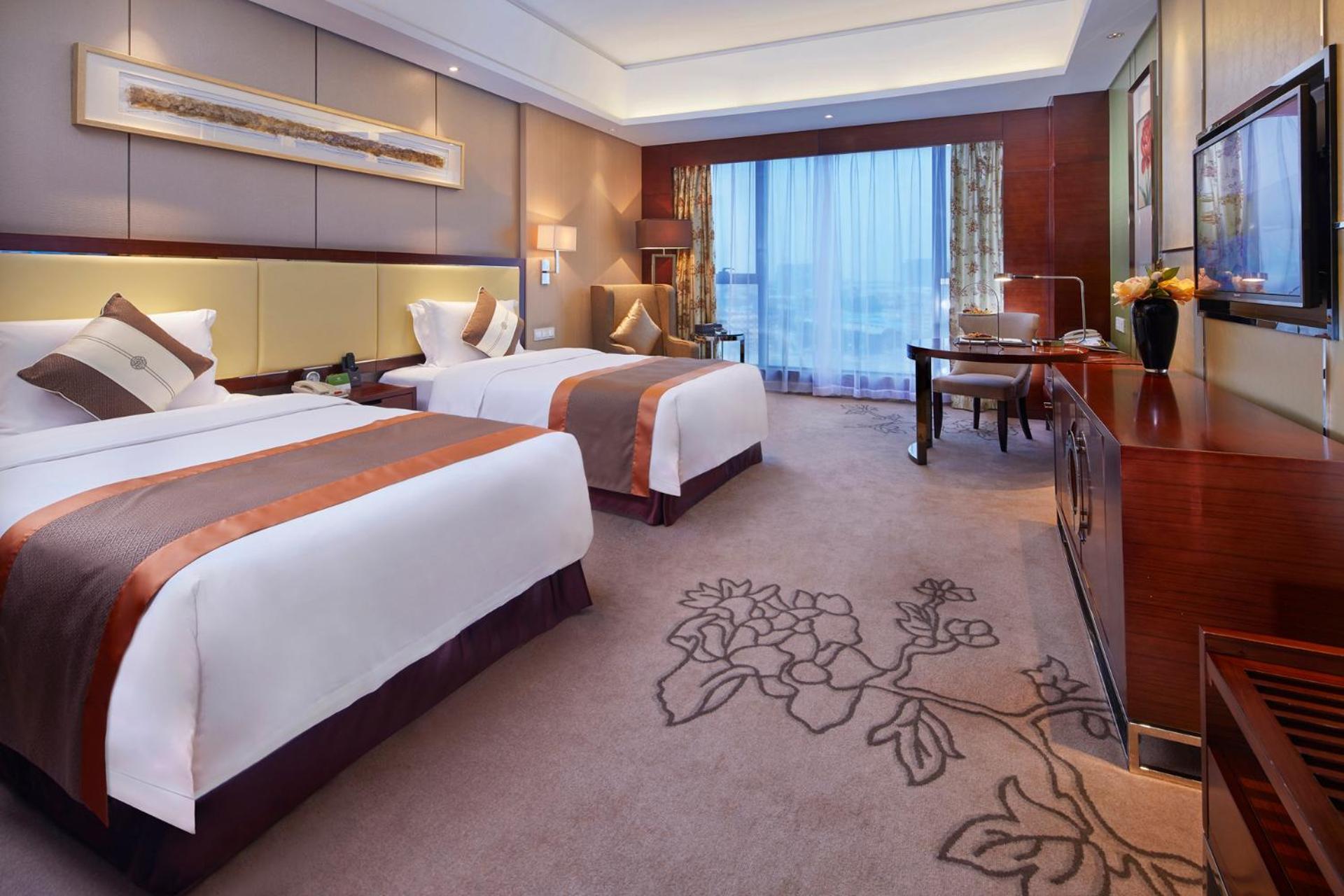 Guangzhou Changfeng Gloria Plaza Hotel Екстериор снимка