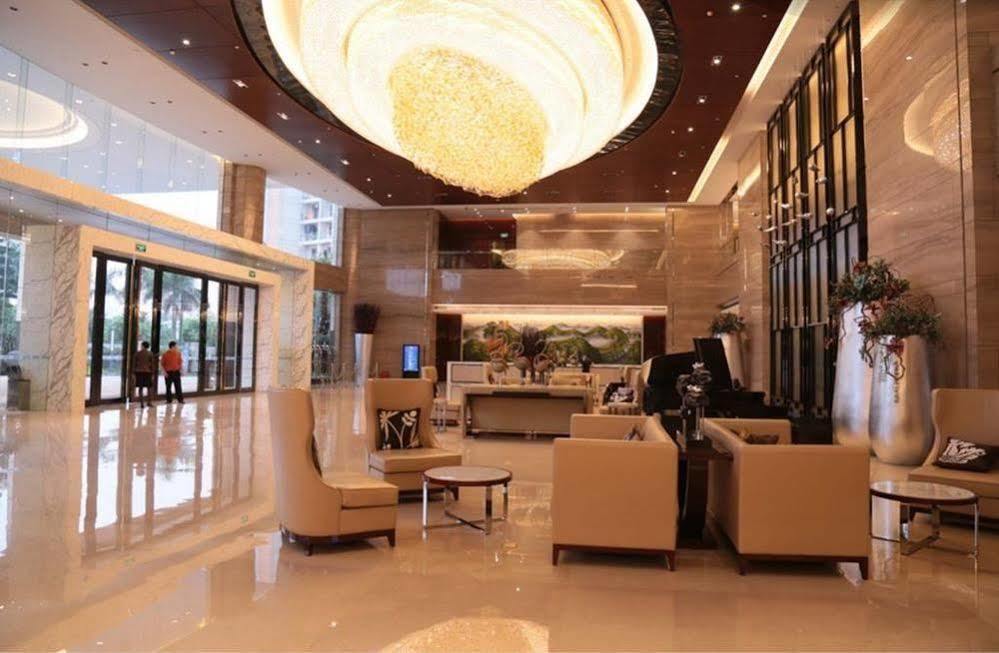 Guangzhou Changfeng Gloria Plaza Hotel Екстериор снимка